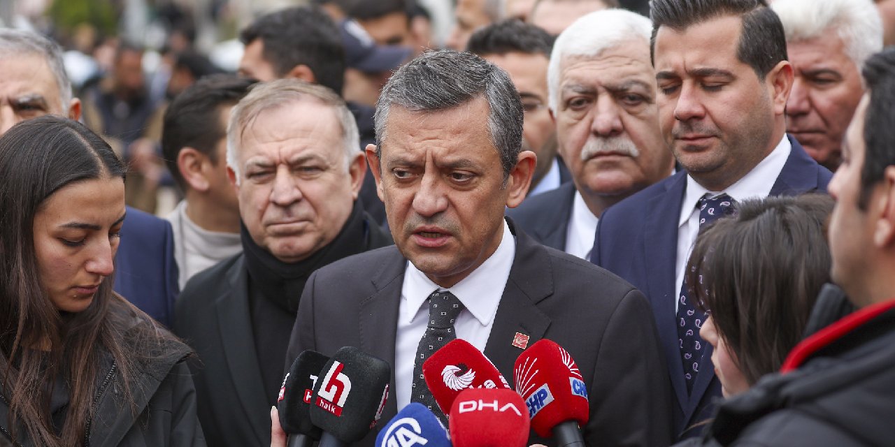 Özel, Erdoğan'a Dostu Trump'ı hatırlattı: 'Gazze planına nasıl susuyor Erdoğan?'