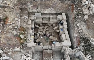 Assos’ta Çeşme Sanılan Yapının Heroon Olduğu Anlaşıldı