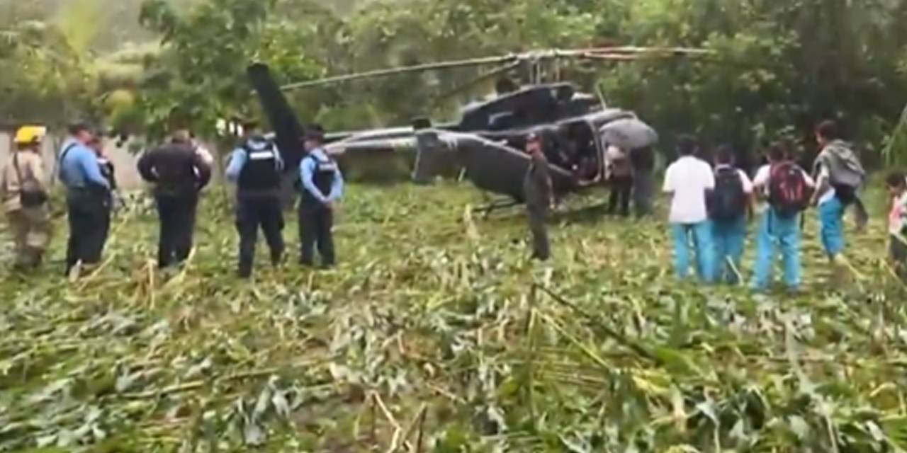 Devlet Başkanı'nın helikopteri kırsal alana acil iniş yaptı