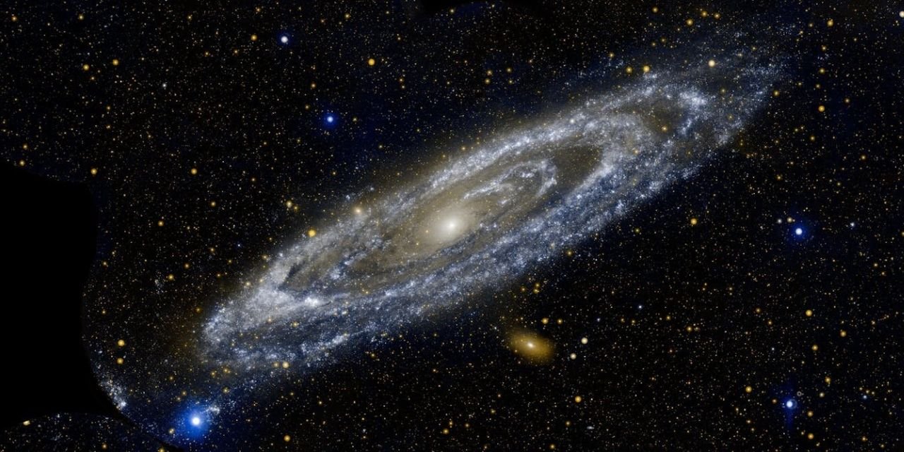 Samanyolu'nun 30 katı büyüklükte galaksi keşfedildi
