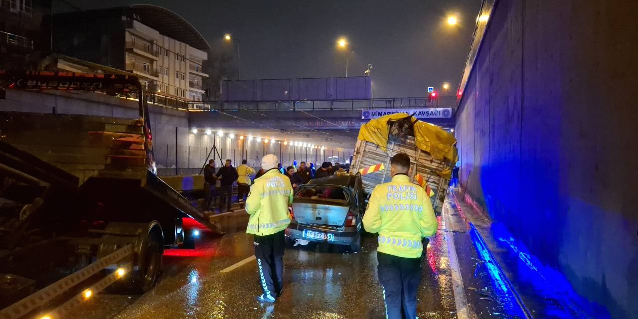 Bursa'da zincirleme kaza! Ölü ve yaralılar var