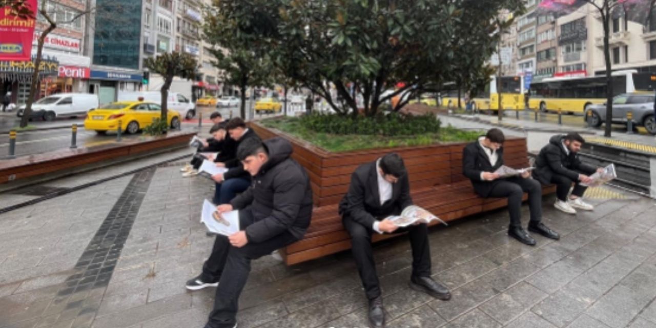 Şişli Ülkü Ocakları kitap okuma kampanyası düzenledi, dergi okudular