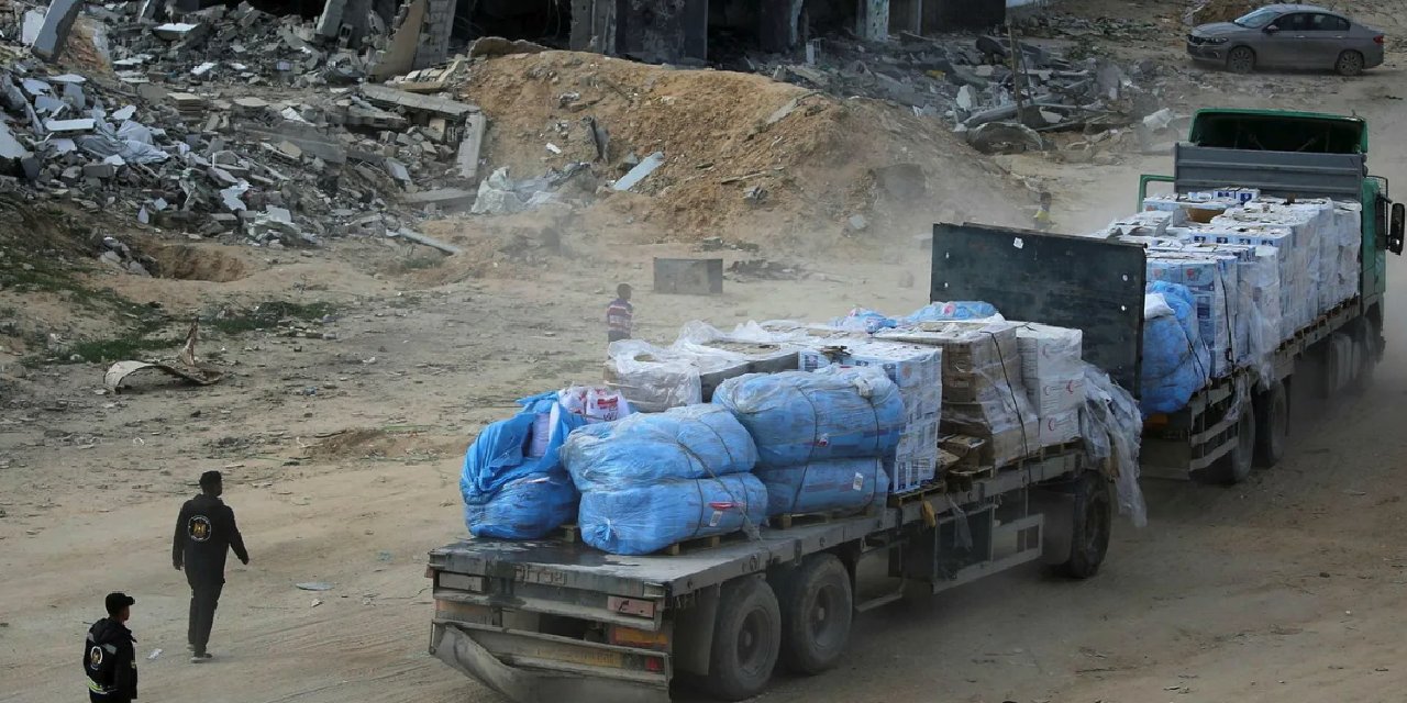 İsrail Gazze'ye açılan kapıları kapattı: İnsani yardım girişi durdu