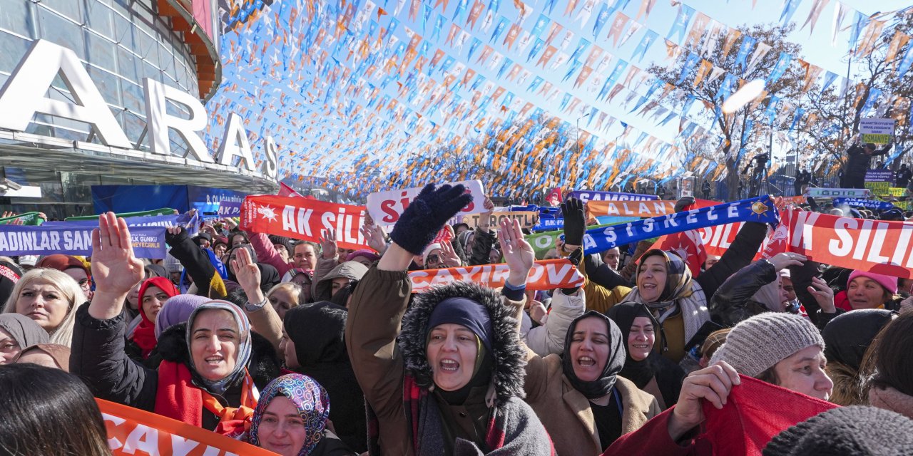 AKP MKYK listesinde kimler var kimler yok? Süleyman Soylu ve Özlem Zengin'in üstü çizildi!